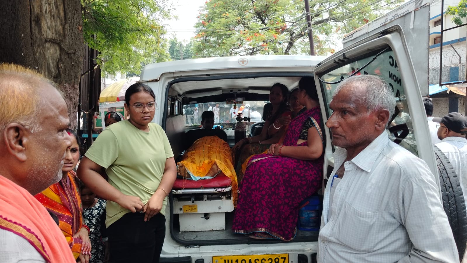 सदर-अस्पताल-में-ब्लड-मिलने-में-देरी-महिला-मरीज-की-मौत