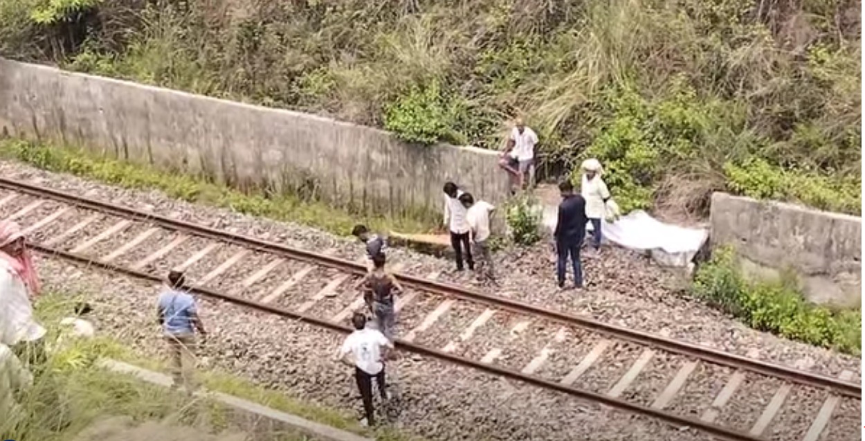 ट्रेन की चपेट में आने से 40 वर्षीय व्यक्ति की मौ,त